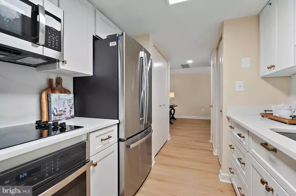 Alexandria, VA 22314,1600 PRINCE ST #102