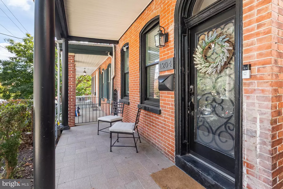 Wilmington, DE 19806,1204 W 8TH ST