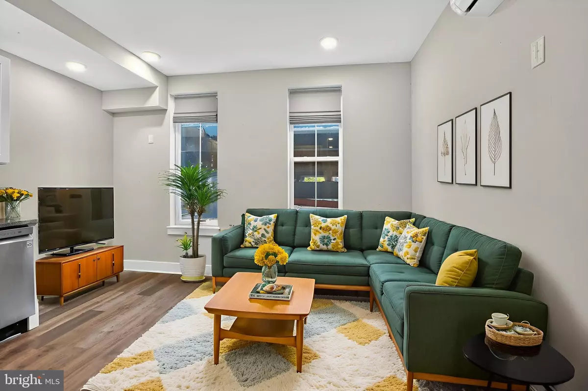 Philadelphia, PA 19122,1924 N FRONT ST #204