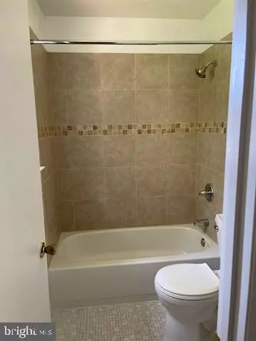 Woodbridge, VA 22193,14269 SILVERDALE DR