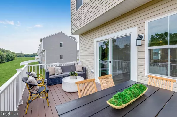Ranson, WV 25438,1368 RED CLOVER LN