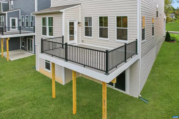 Crozet, VA 22932,3011 RAMBLING BROOK LN