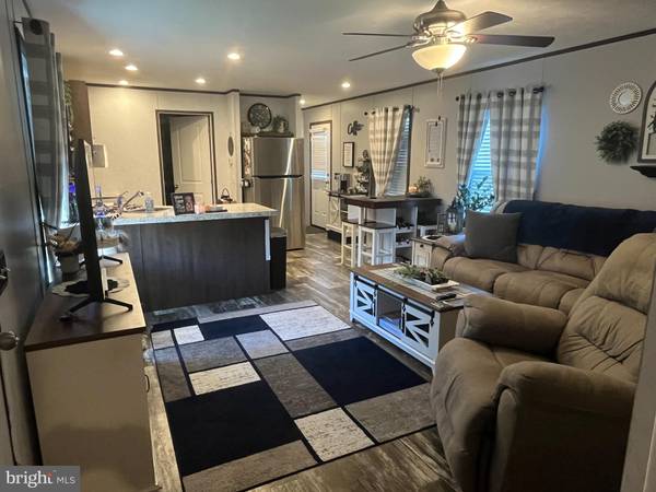 Falling Waters, WV 25419,203 BROADVIEW CT