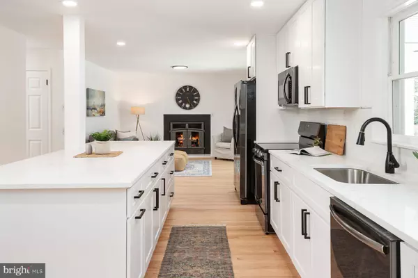 Annapolis, MD 21403,1004-A HARBOR DR