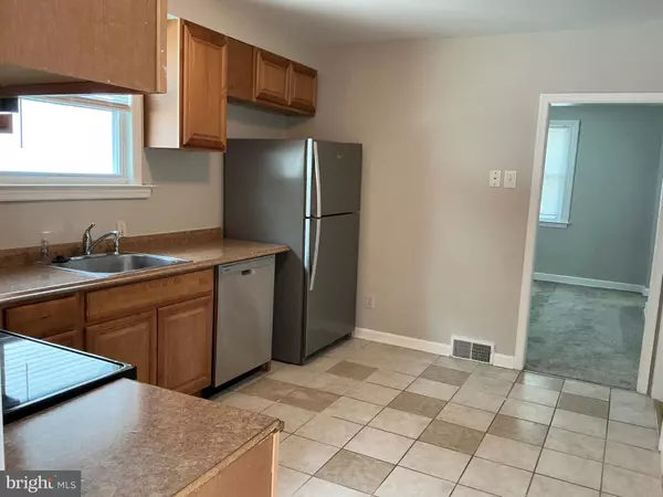 Havertown, PA 19083,728 OAK WAY