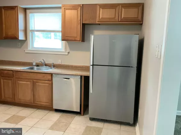 Havertown, PA 19083,728 OAK WAY