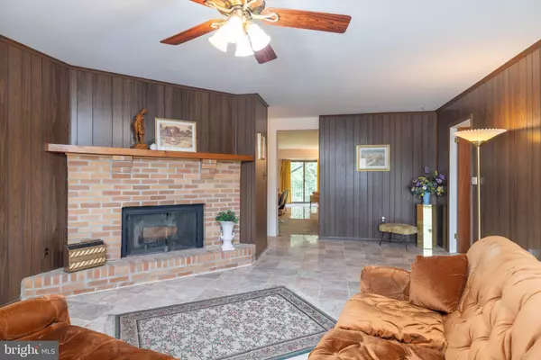 10 ATRAM HALL, Dover, DE 19904