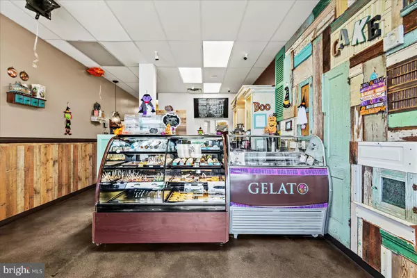 Lake Ridge, VA 22192,12367 DILLINGHAM SQUARE