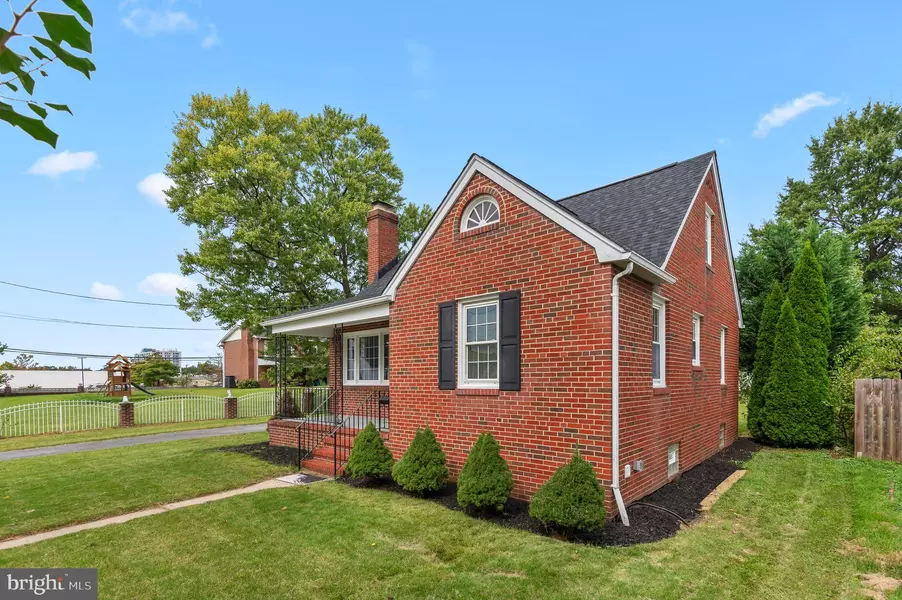 1314 DORSEY AVE, Baltimore, MD 21221