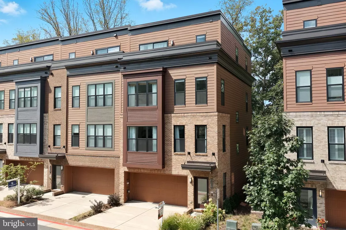 Fairfax, VA 22031,3536 SUTTON HEIGHTS CIR