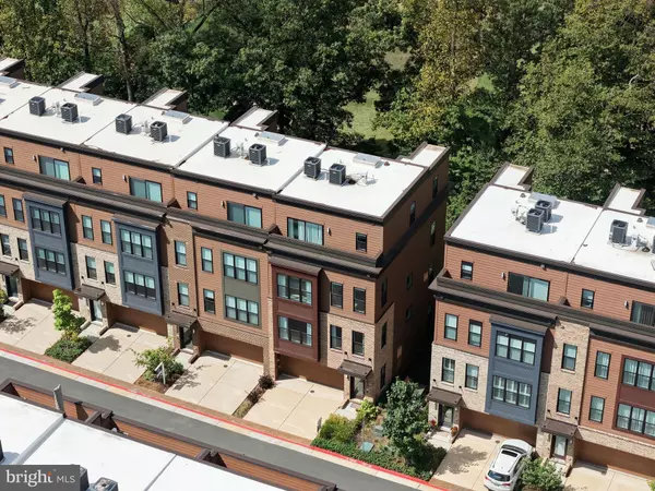 Fairfax, VA 22031,3536 SUTTON HEIGHTS CIR