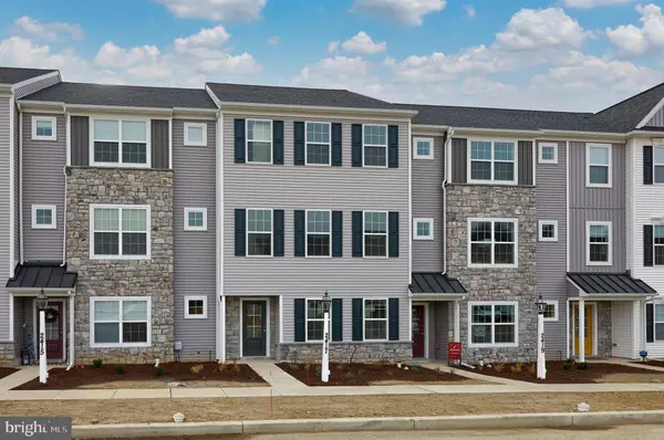 Lancaster, PA 17601,2417 SPRING WATER CIR