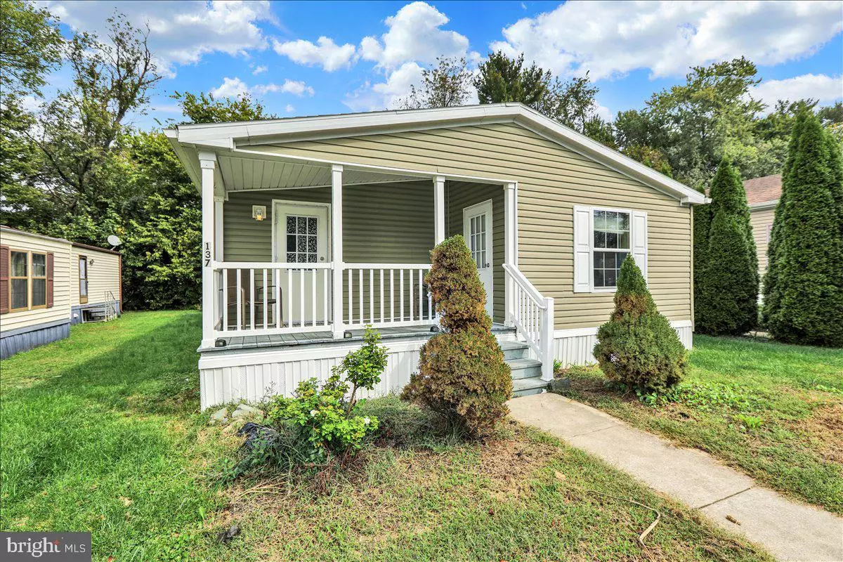 Lancaster, PA 17603,137 MADGE DR