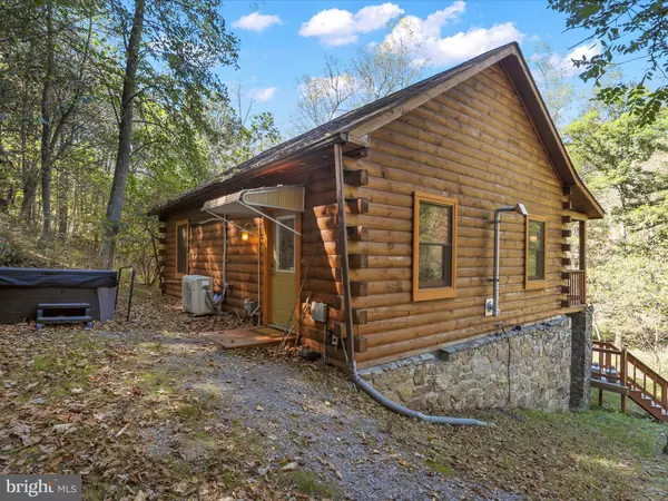 Great Cacapon, WV 25422,566 ROUSE MOUNTAIN RD