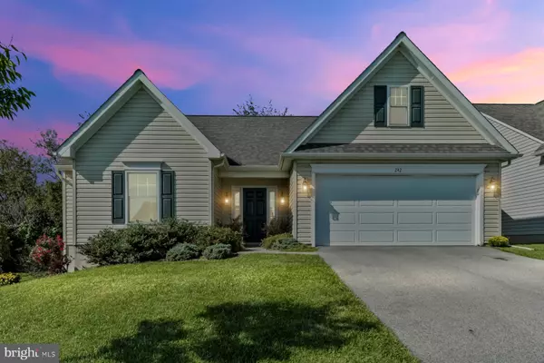 Oxford, PA 19363,242 GREENWOOD DR