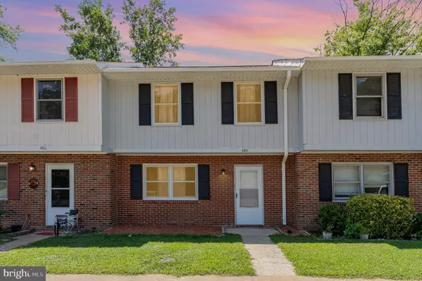 Spotsylvania, VA 22551,404 POOL DR