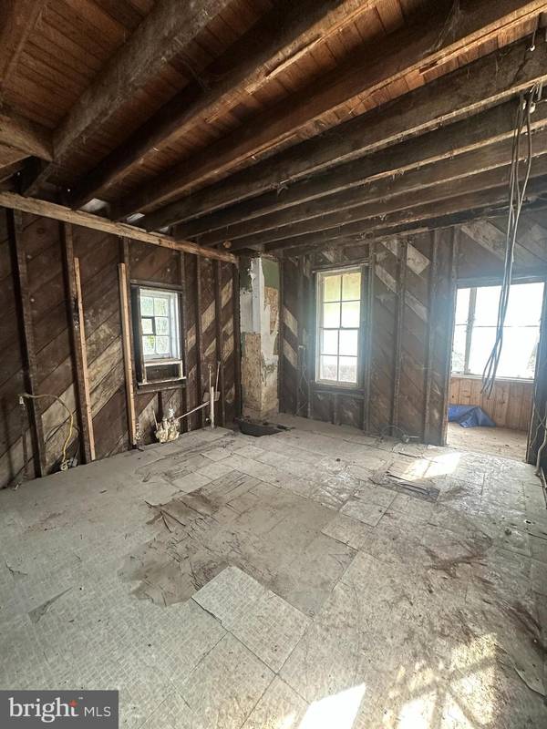 Baltimore, MD 21206,5923 BELAIR RD