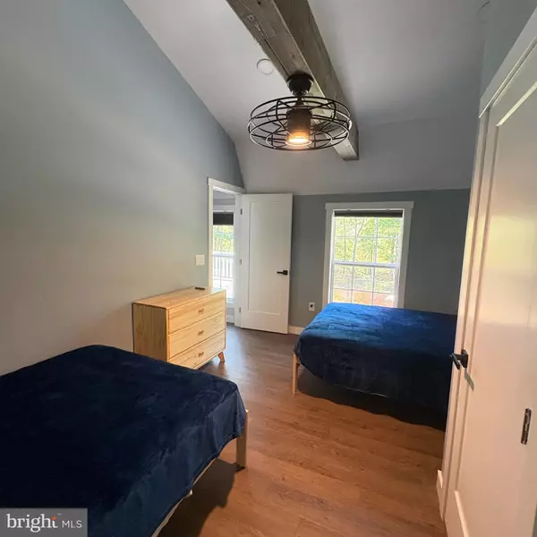 Capon Bridge, WV 26711,699 HOOVER YOUNG DRIVE