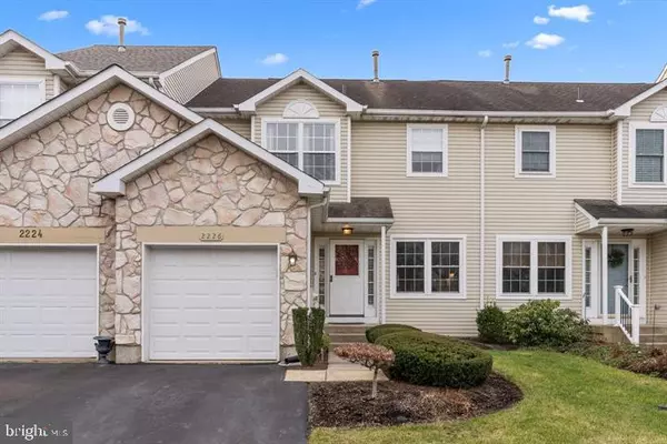 2226 ORCHARD HILL CIR, Warrington, PA 18976
