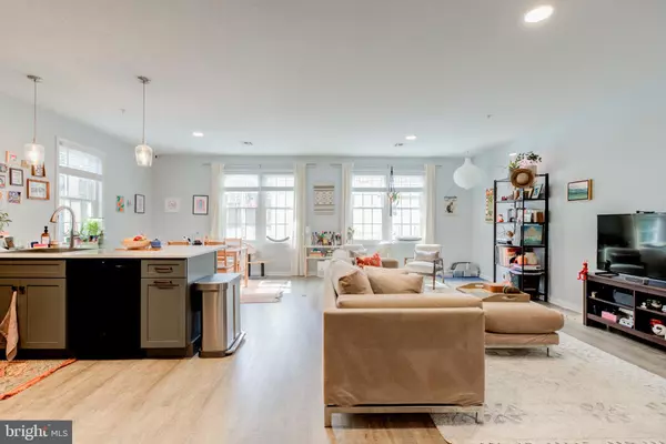 Phoenixville, PA 19460,134 BRIDGE ST #201