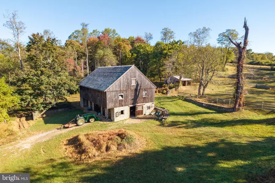 2275 STRASBURG RD, Coatesville, PA 19320