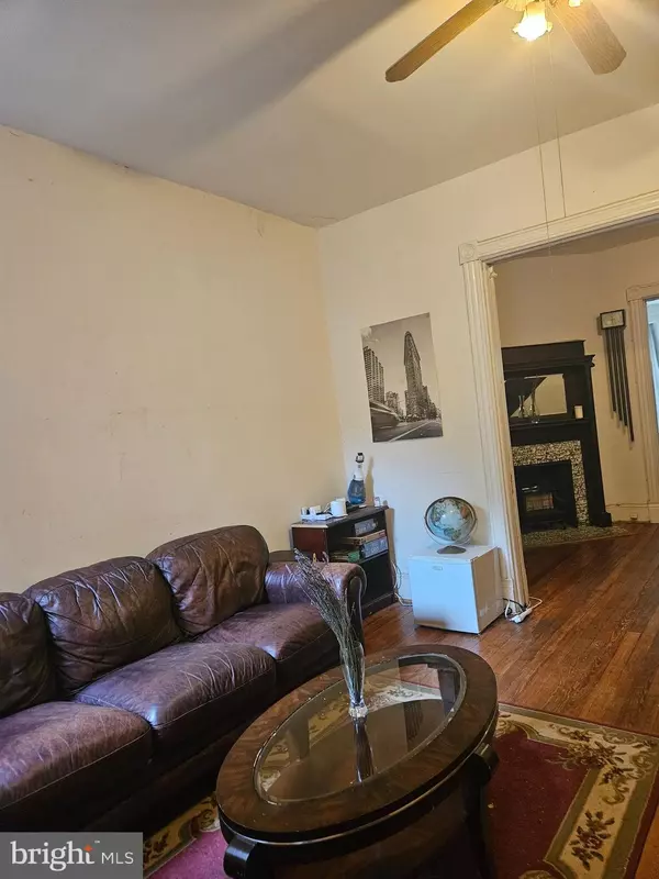 Washington, DC 20003,324 5TH ST SE