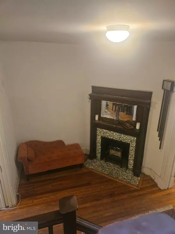 Washington, DC 20003,324 5TH ST SE