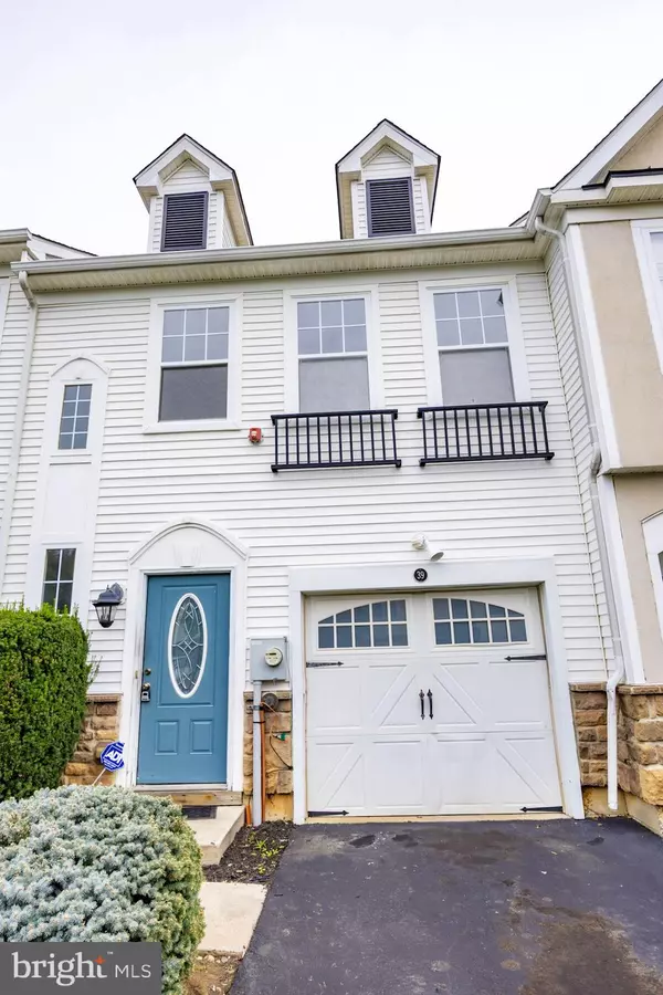 39 OLD CEDARBROOK RD, Wyncote, PA 19095