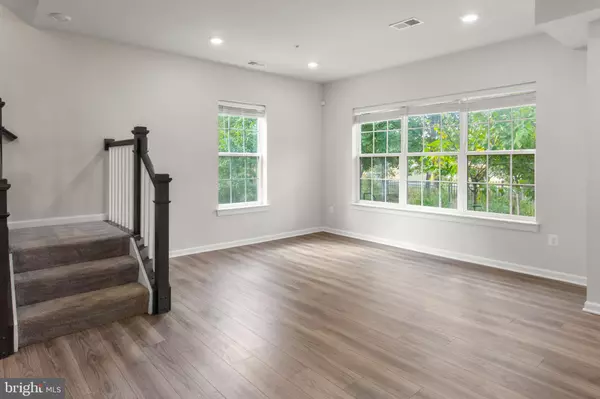 Lanham, MD 20706,9628 BLOCK ST