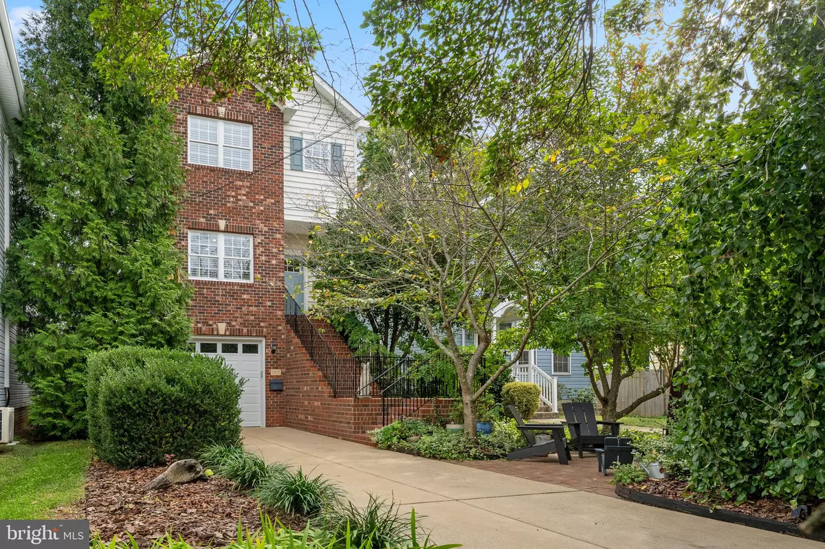 Fredericksburg, VA 22401,1613 CHARLES ST