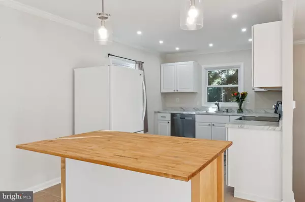 Annapolis, MD 21409,1247 RAMBLEWOOD DR