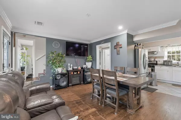 Manassas, VA 20111,8401 YORKSHIRE LN