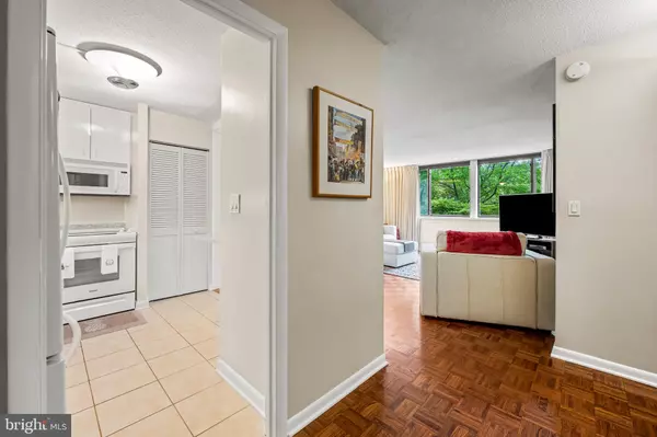 Baltimore, MD 21210,111 HAMLET HILL RD #411