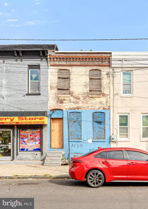 Camden, NJ 08103,1134 S 3RD ST