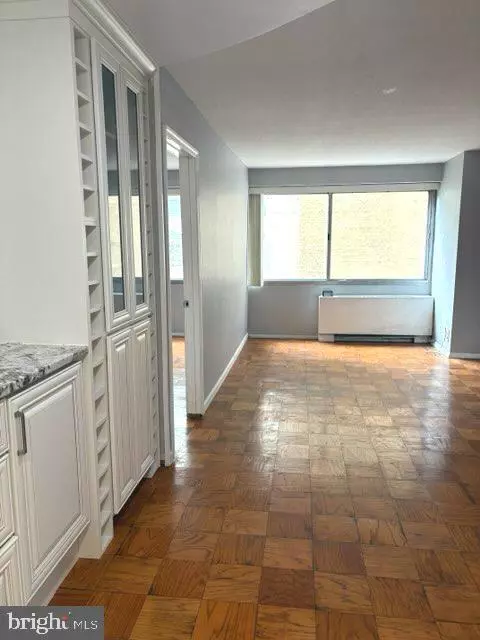 Chevy Chase, MD 20815,4515 WILLARD AVE #815S