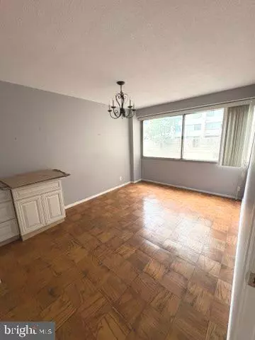 Chevy Chase, MD 20815,4515 WILLARD AVE #815S