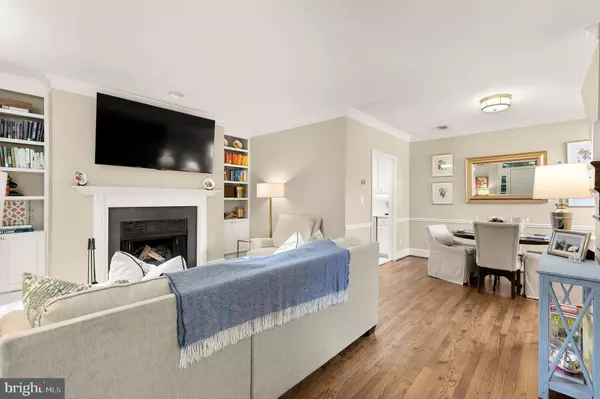 Arlington, VA 22201,1055 N STAFFORD ST