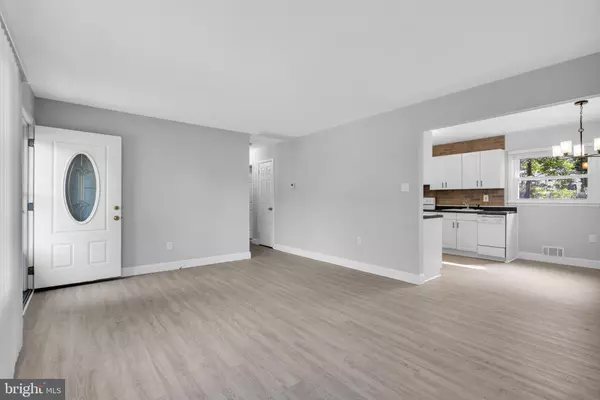 Bayville, NJ 08721,97 PHEASANT DR