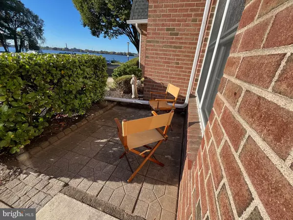 Palmyra, NJ 08065,2012 HARBOUR DR