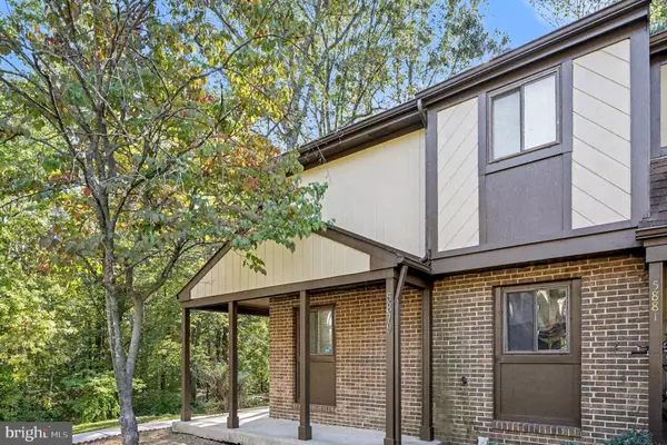 Burke, VA 22015,5879 JACKSONS OAK CT