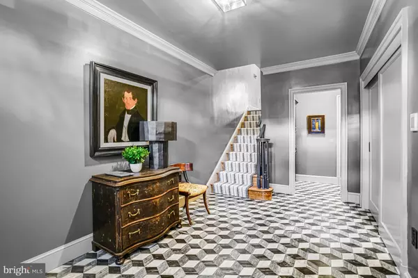 Alexandria, VA 22314,207 PRINCESS ST