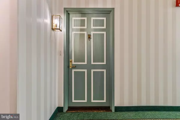 Chevy Chase, MD 20815,8101 CONNECTICUT AVE #N409