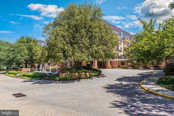 Chevy Chase, MD 20815,8101 CONNECTICUT AVE #N409