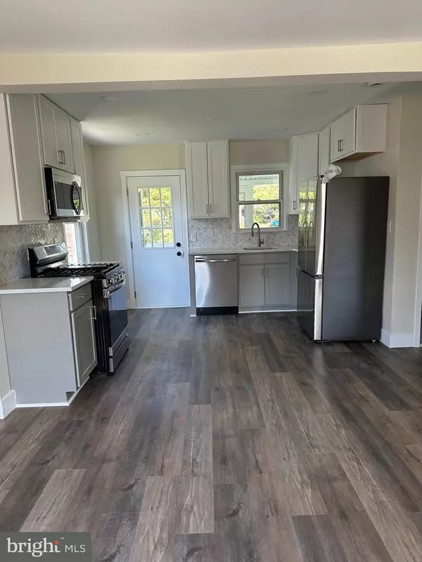 Lutherville Timonium, MD 21093,14 EVANS AVE