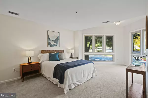 Ellicott City, MD 21042,5006 DORSEY HALL DRIVE #B-4