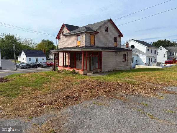 Martinsburg, WV 25404,823 E MOLER AVE