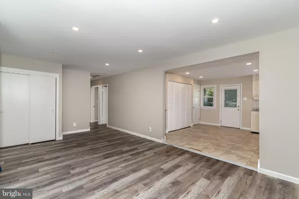 Marlton, NJ 08053,400 E MAIN ST