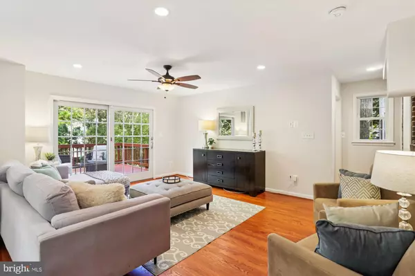 Takoma Park, MD 20912,702 AUBURN AVE