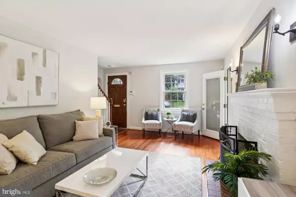 Takoma Park, MD 20912,702 AUBURN AVE