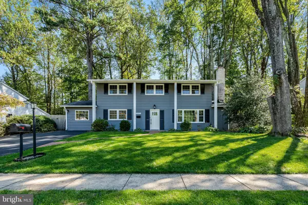 6805 REYNARD DR, Springfield, VA 22152